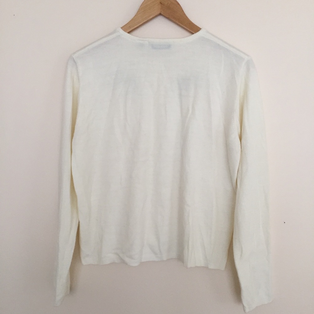 📦SOLD📦 Old Navy ivory cardigan w/flowers - Picture 6 of 8